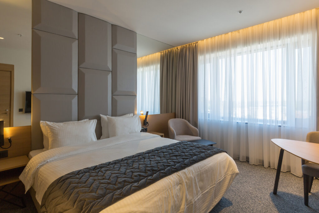 那覇の情緒と利便性が交差する場所、RJホテルで過ごす至福のひととき