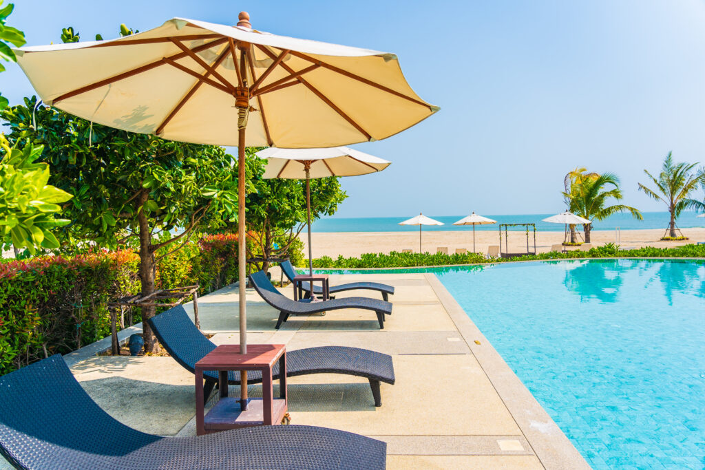 那覇で心に刻まれる滞在を。RJホテルが贈る「前島の情景」と至高のおもてなし